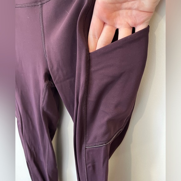 Lululemon leggings size 4 - Picture 5 of 7